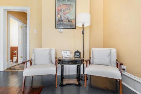Beautiful Downstairs 1Bed 1Bth Charmer- Pet Friendly Michigan City Buitenkant foto